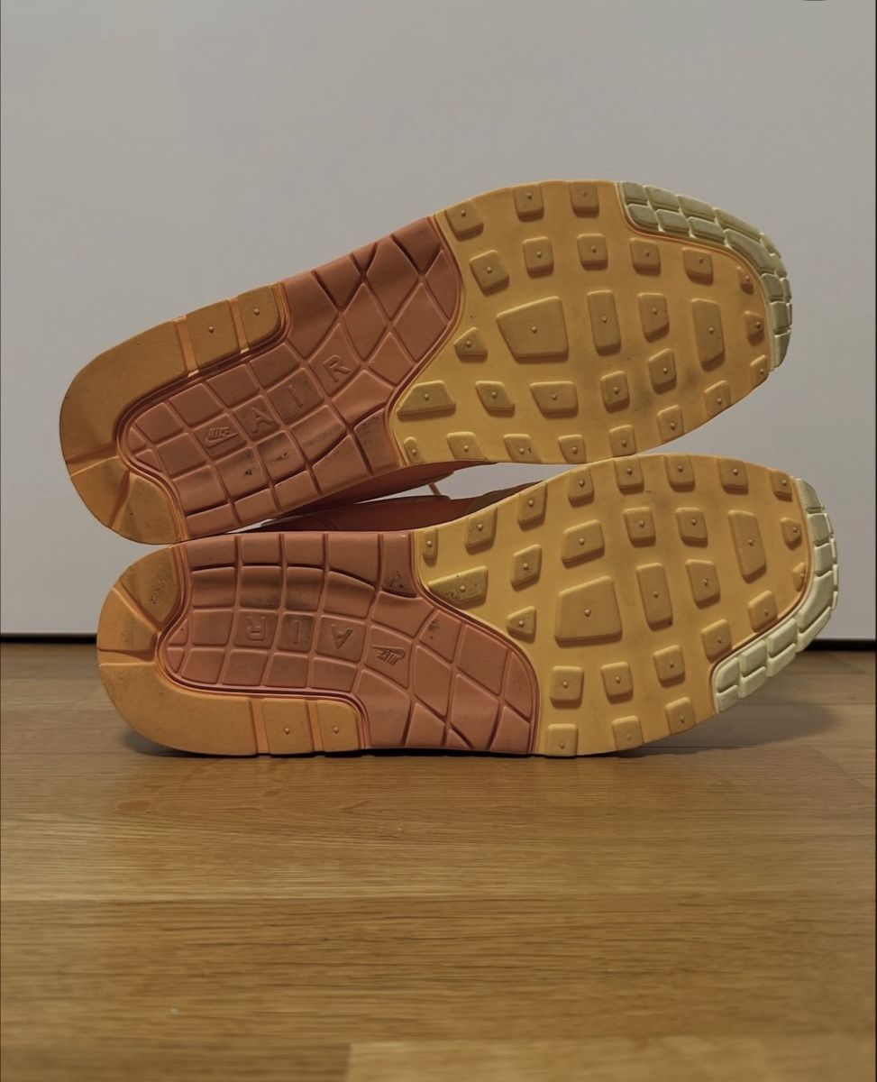 Nike Scarpe da uomo: Nike Air Max 1 "Puerto Rico orange" – Usato da Basel venduto da Kevinbuckcards 3