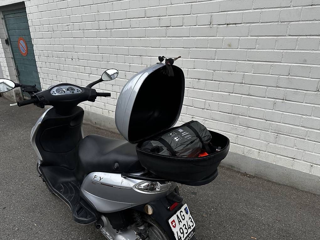 Scooter: Piaggo Fly 125ccm ab mfk – Usato da Seon venduto da Spoenipower 3