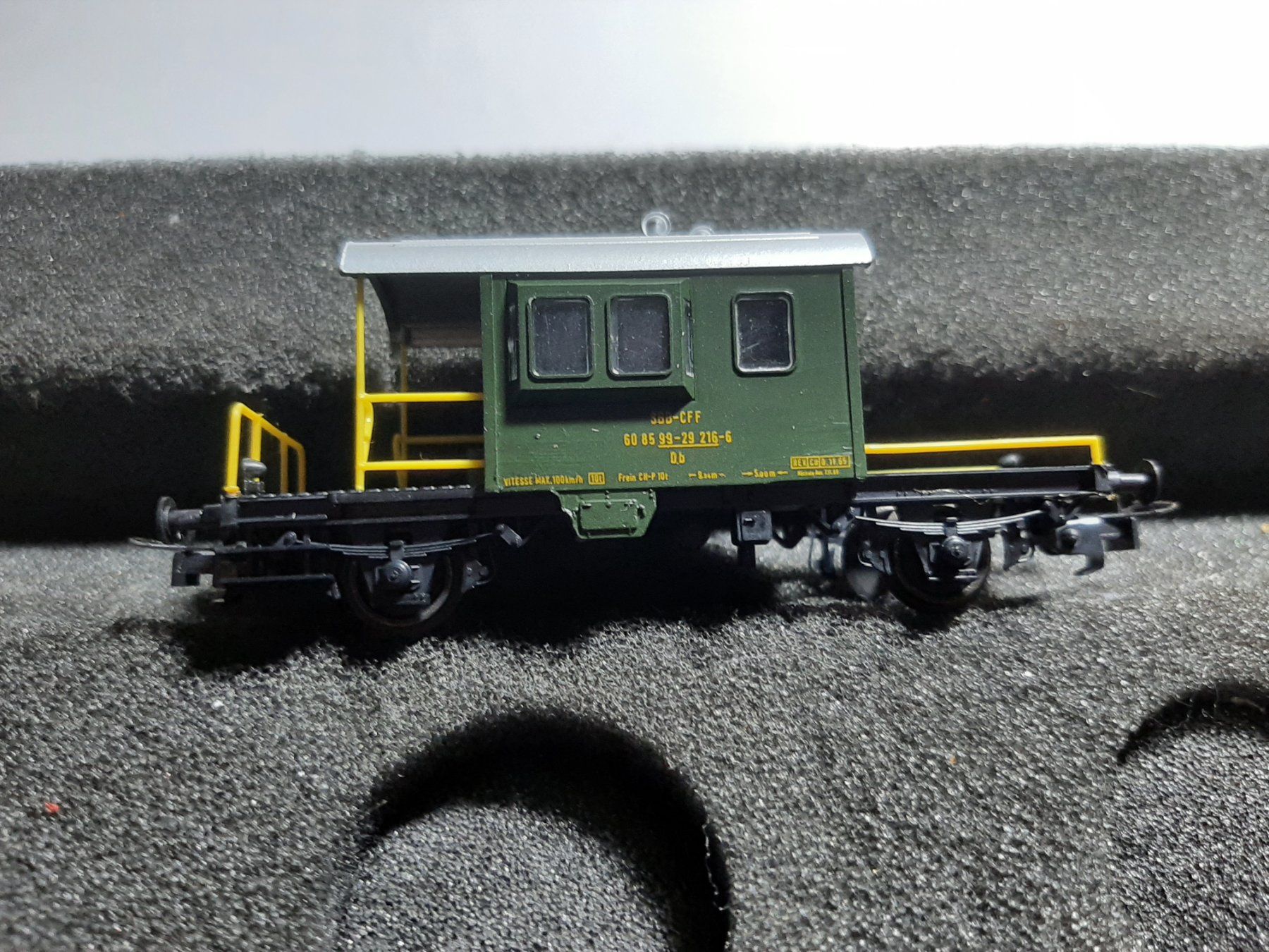 Liliput Modellini di ferrovie: LILIPUT 245 50 – Usato da Avully venduto da RIVALIS