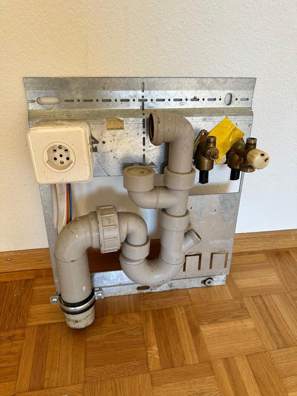 Piatti di portata: Küchen-Installationsplatte – Usato da Spreitenbach venduto da Space_X 1