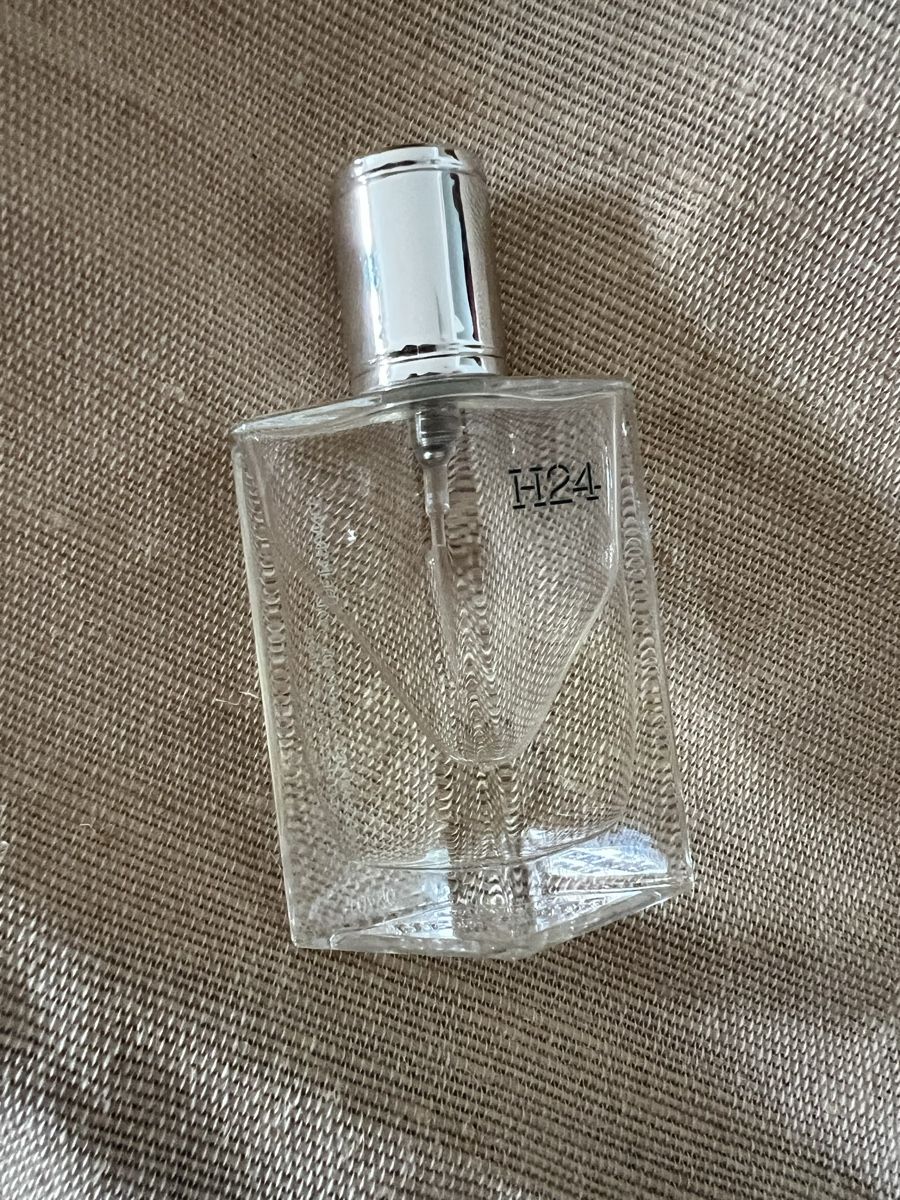 Hermès Profumi & Eau de Toilette: Hermès H24 Eau de Toilette minatur – Nuovo (secondo la descrizione) da Toffen venduto da Vanessa_Germann