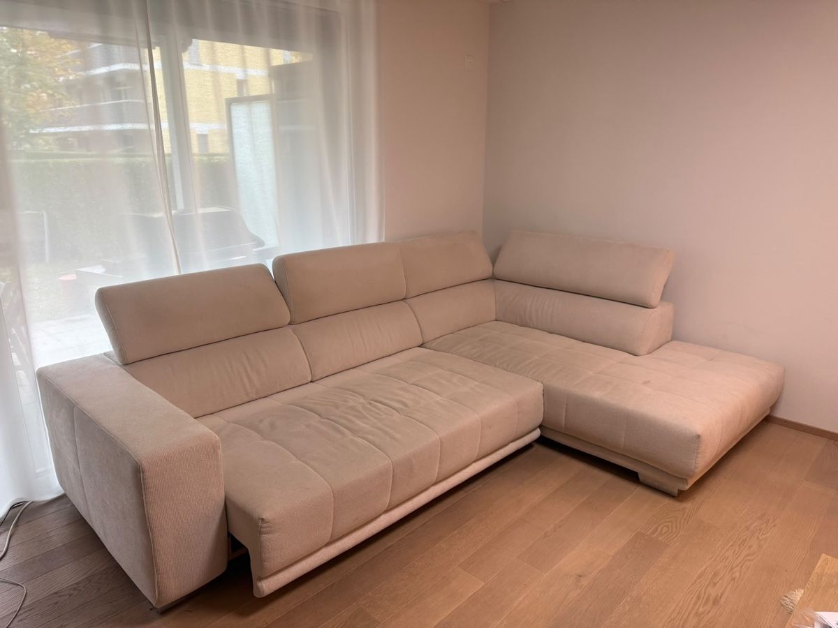 Sofas: Beige Corner Sofa with Adjustable Headrests, Used Condition – Gebraucht aus Dietlikon von laura1095 3