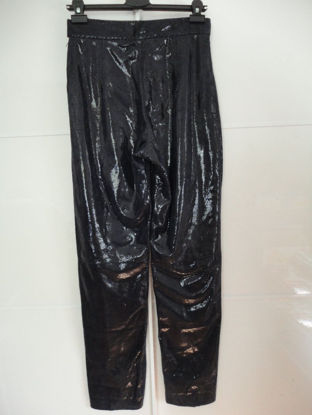 Pantaloni: Lederhose Gr. 36, dunkelblau VERSAND – Nuovo (secondo la descrizione) da Strengelbach venduto da Traumgarten 2
