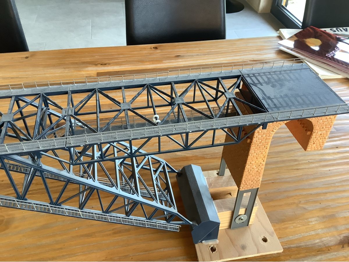 Faller Modellini di ferrovie: Modelleisenbahn Brücke H0 – Usato da Eglisau venduto da Papillion 1