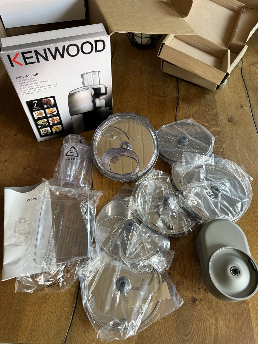 Kenwood Appareils de cuisine: Accessoire KENWOOD Chef/Major AT340 pro trancheur/râpe – Neuf (Voir description) à Givisiez par Scilliam 3