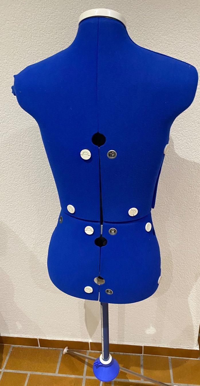 Allestimento di negozi e stand fieristici: Schneiderpuppe Venus Turn&Lock – Usato da Fislisbach venduto da mirco50 3