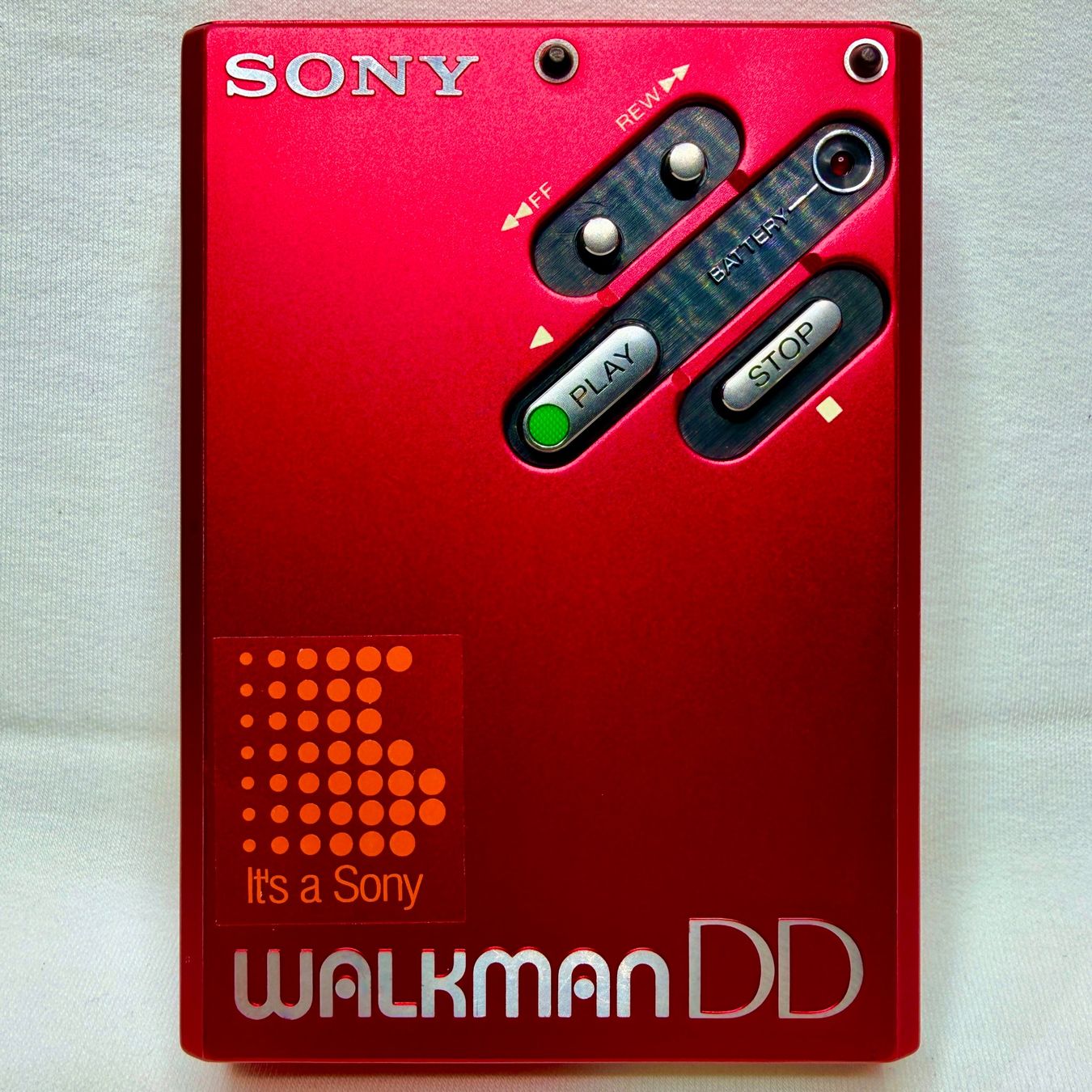 Sony Tragbarer Mediaplayer: Sony Walkman WM-DD rot #288 – Gebraucht aus Vorderthal von WalkmanClinic