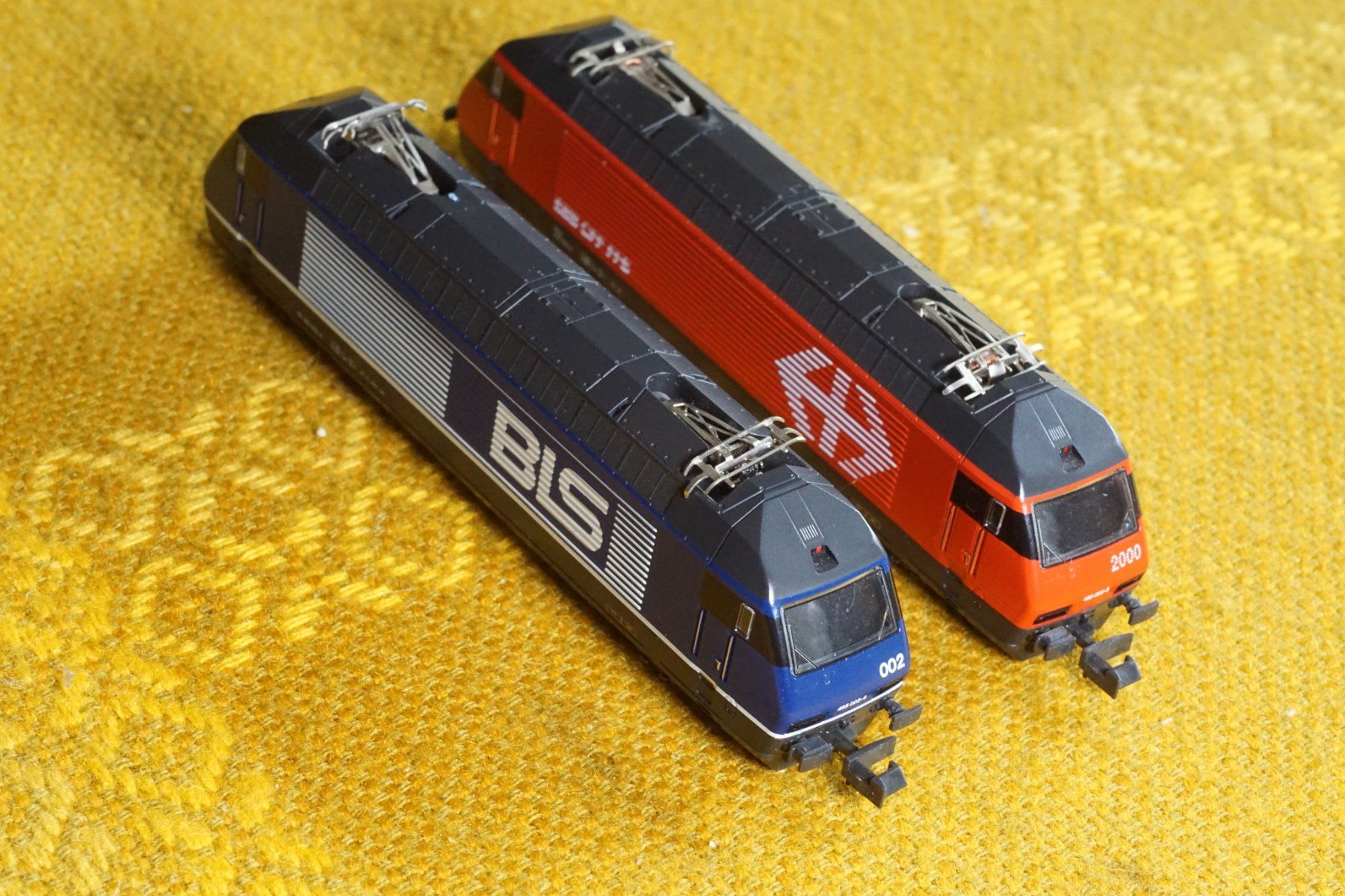 Kato Modellini di ferrovie: 7 - KATO Re 460 SBB Bahn 2000 und BLS – Difettoso da Gränichen venduto da iknow 4