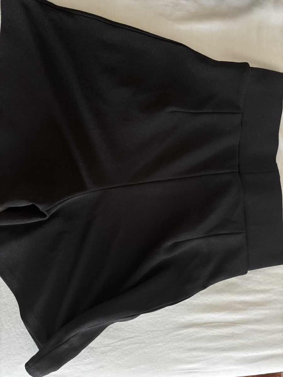 H&M Hosen: H&M Shorts - XS – Neu (gemäss Beschreibung) aus Buchs ZH von els_mgj9 2