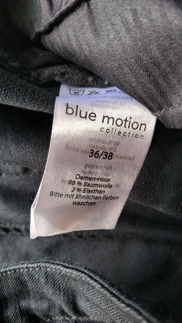 Jeans: neue schwarze Jeanshose, Grösse 36/38 – Nuovo (secondo la descrizione) da Dübendorf venduto da Jolenia 4
