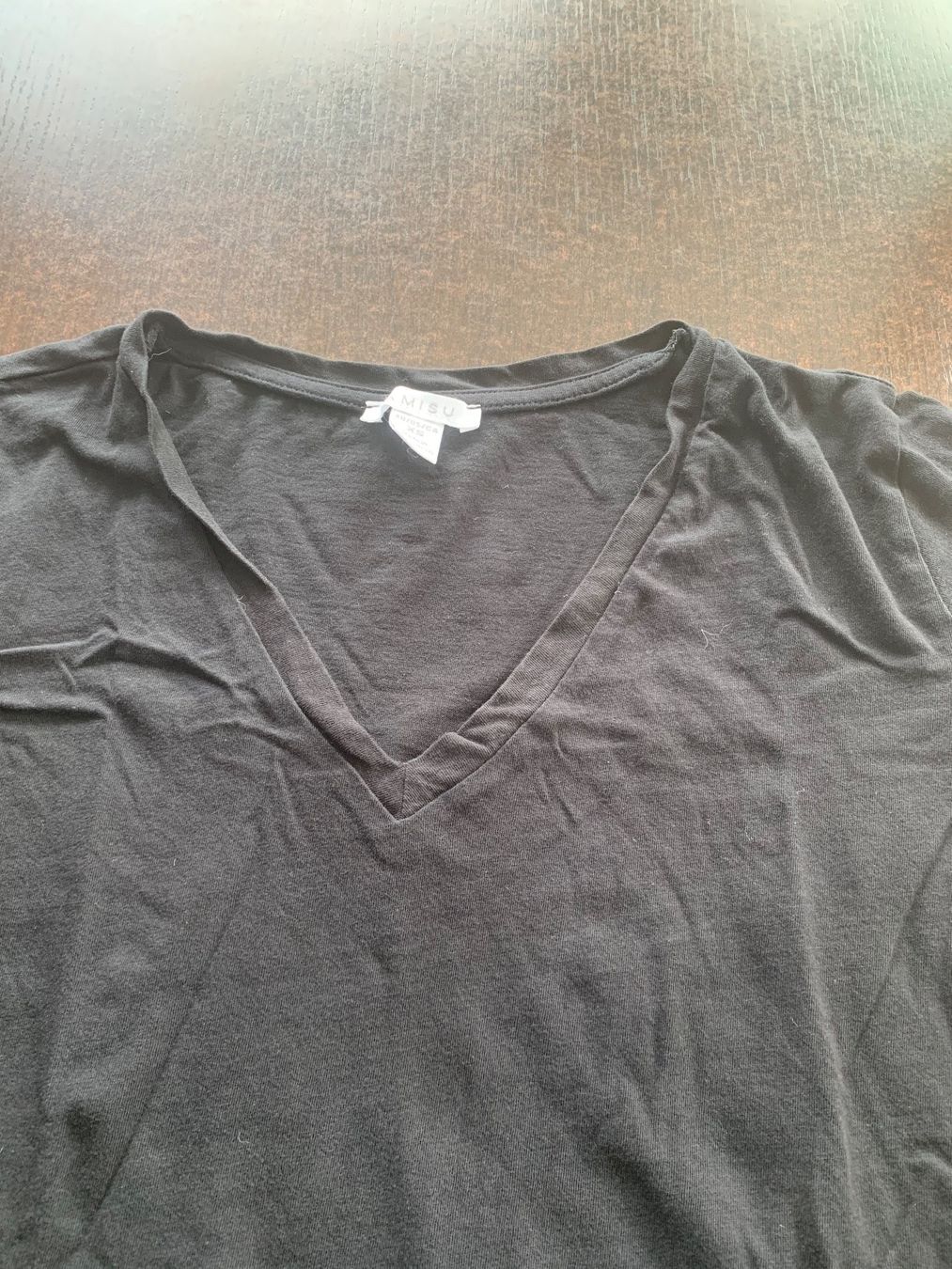 Blusen, T-Shirts & Tops: T-shirt noir taille XS – Gebraucht aus Domdidier von qatar1973 1