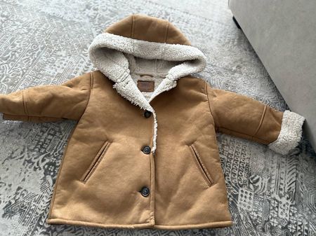 Zara Jacke Winterjacke braun Kind Baby 110