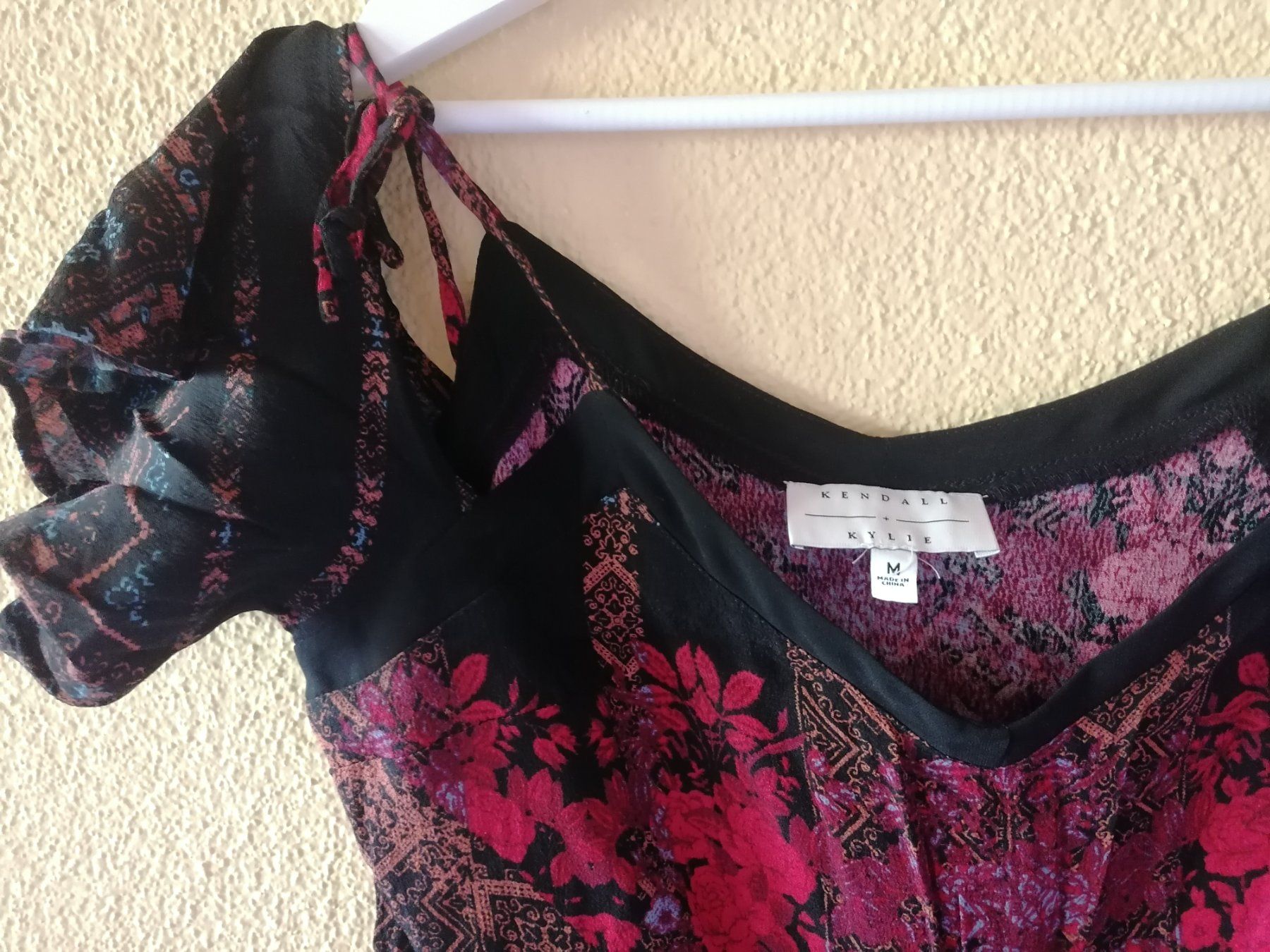 Tute: Kendall+Kylie Sommer Jumpsuit – Usato da Marbach LU venduto da BitsAndBobs