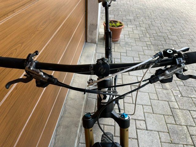 Vélos: Scott Spark 700 Premium schwarz – D'occasion à Brienz BE par zesi213 6