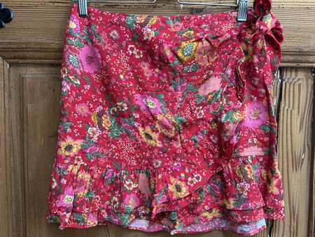 Sezane Paris Red/pink Floral Skirt Size 36
