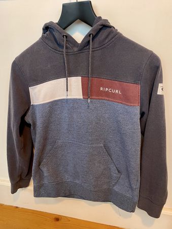 Sweat à capuche RipCurl - très bon état - 10 ans