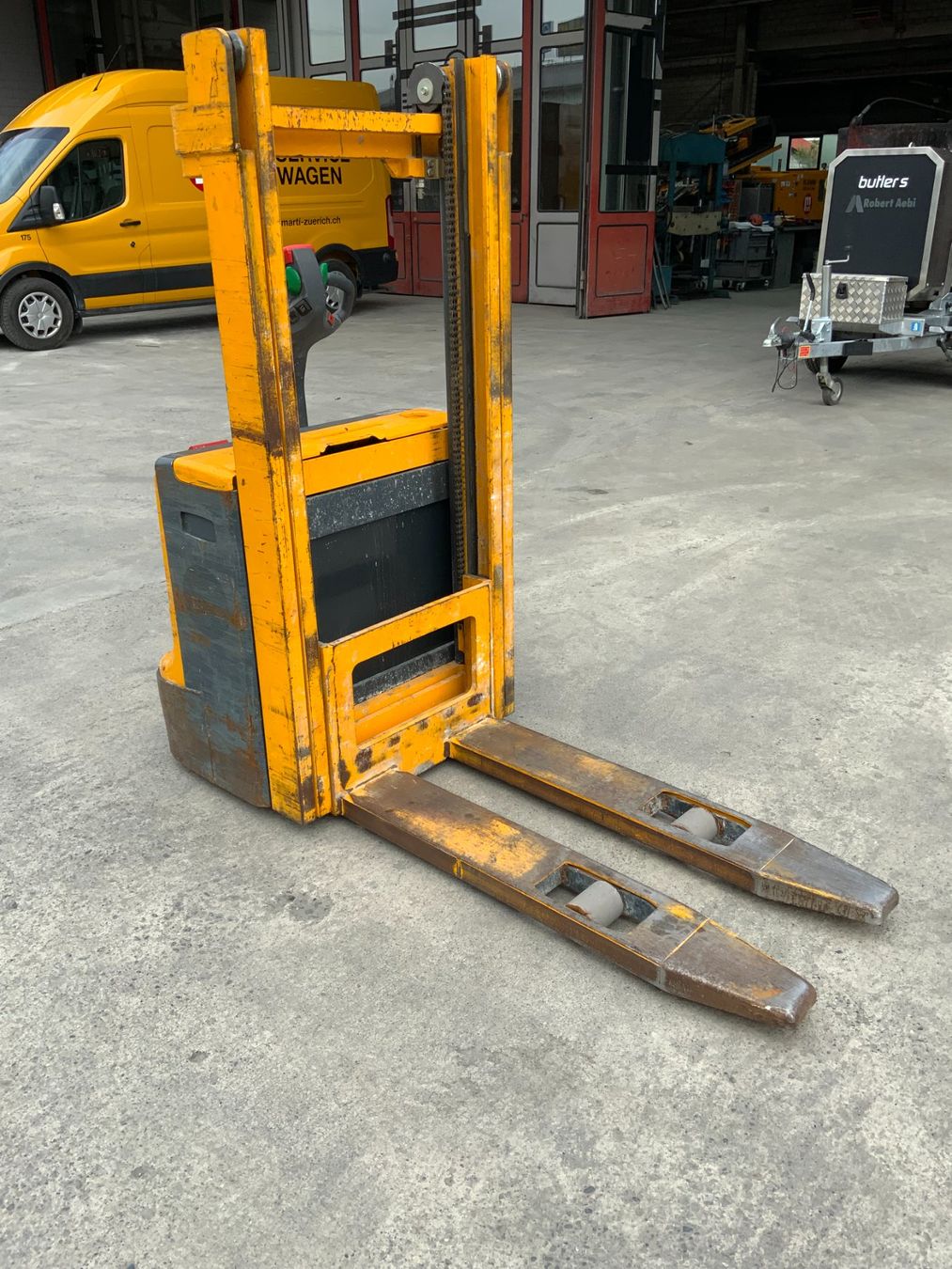 Jungheinrich Carrelli elevatori e a forche: Jungheinrich Deichselstapler – Difettoso da Regensdorf venduto da MAGZH 2