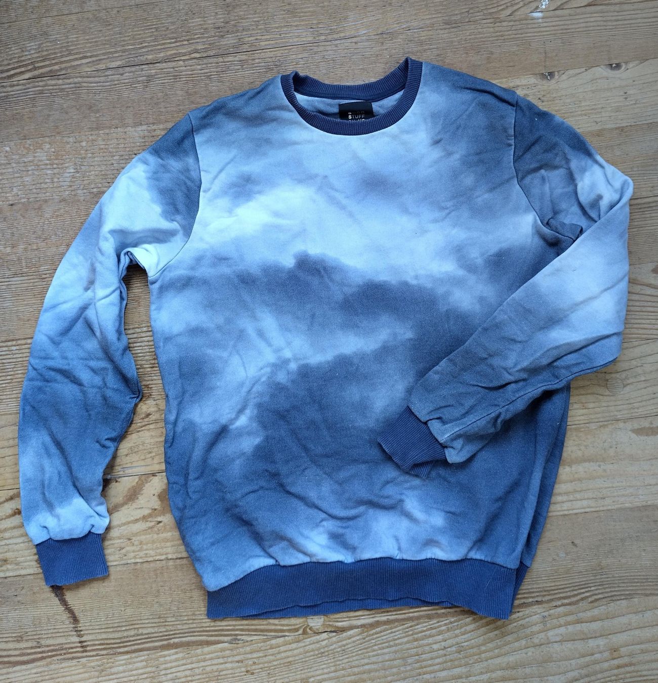 Maglioni & Felpe: Schöner Sweater – Usato da Zürich venduto da ValeSp