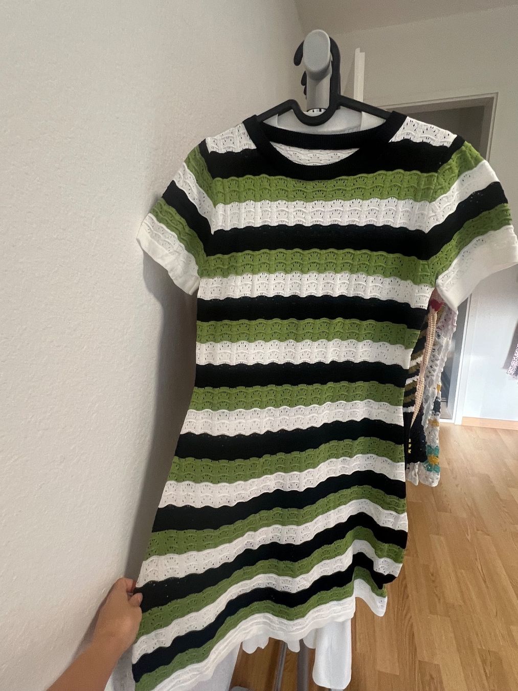 Vestiti: Strickkleid – Nuovo e nell'imballaggio originale da Zürich venduto da R1908