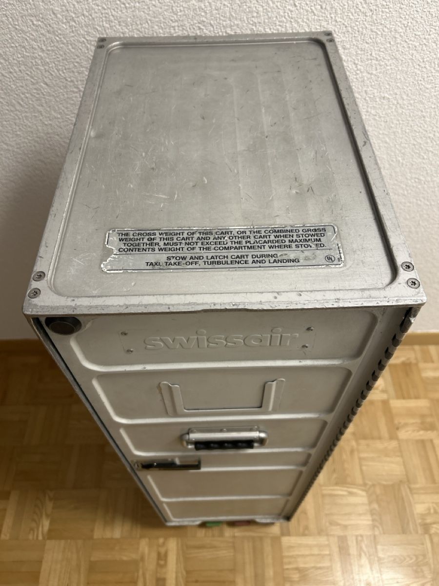 Swissair Altro in Aeronautica: Flugzeug Trolley Swissair – Usato da kloten venduto da Sgana 3