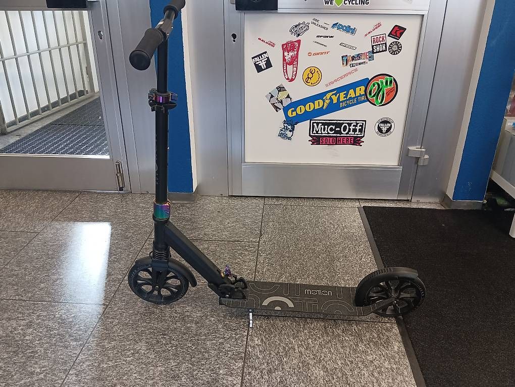 Kickboard: trotinette Motion – Usato da Faido venduto da ManuelPizzocher