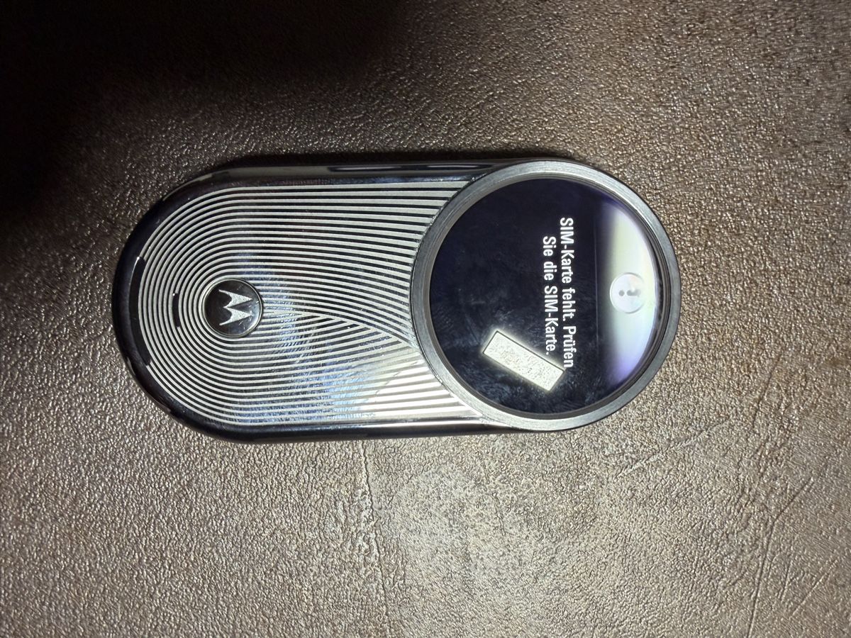 Motorola Telefoni cellulari / Smartphones: Motorola Aura R1 – Nuovo (secondo la descrizione) da Schänis venduto da Manuel.2123 7