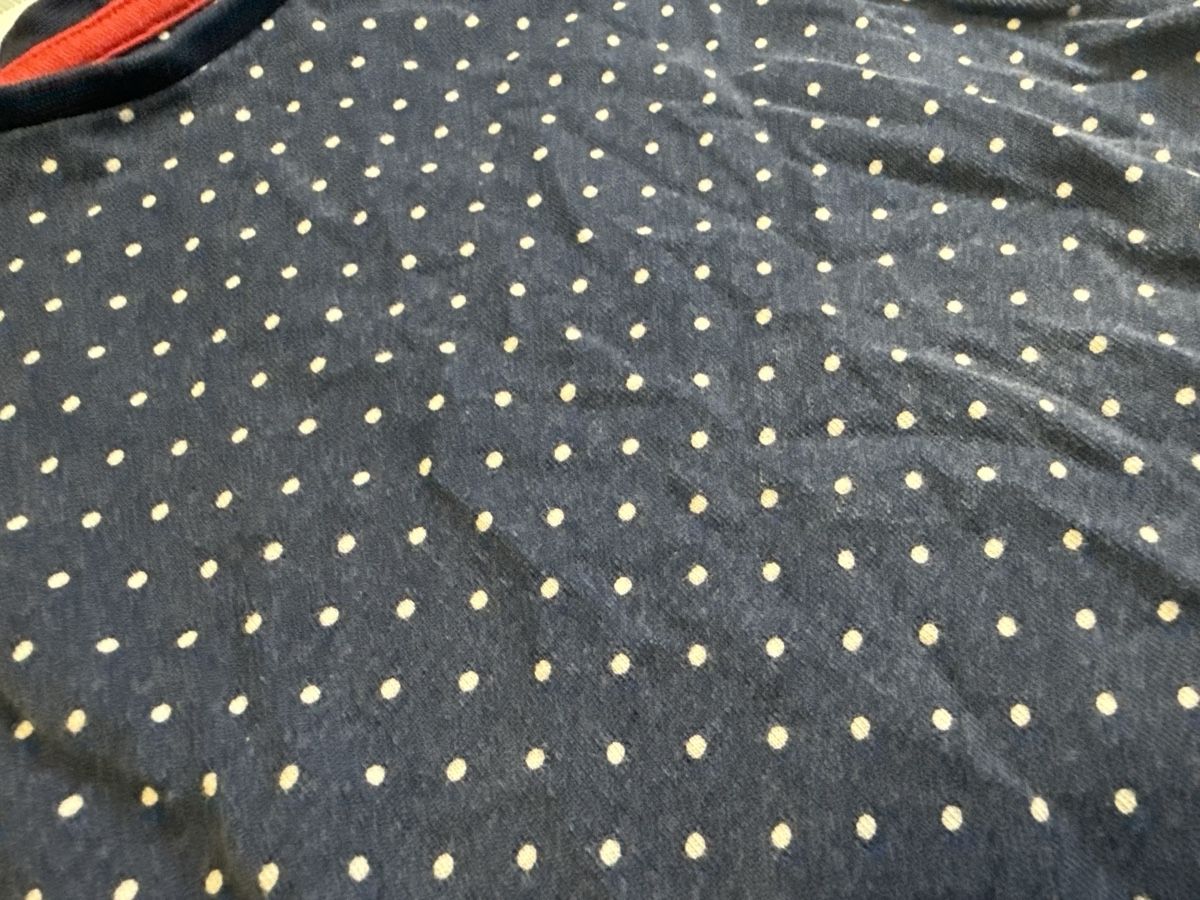 Maglioni & Felpe: Langarmshirt Gr. 92/98 mit Pünktli-Muster – Usato da Zürich venduto da Krikri21 1