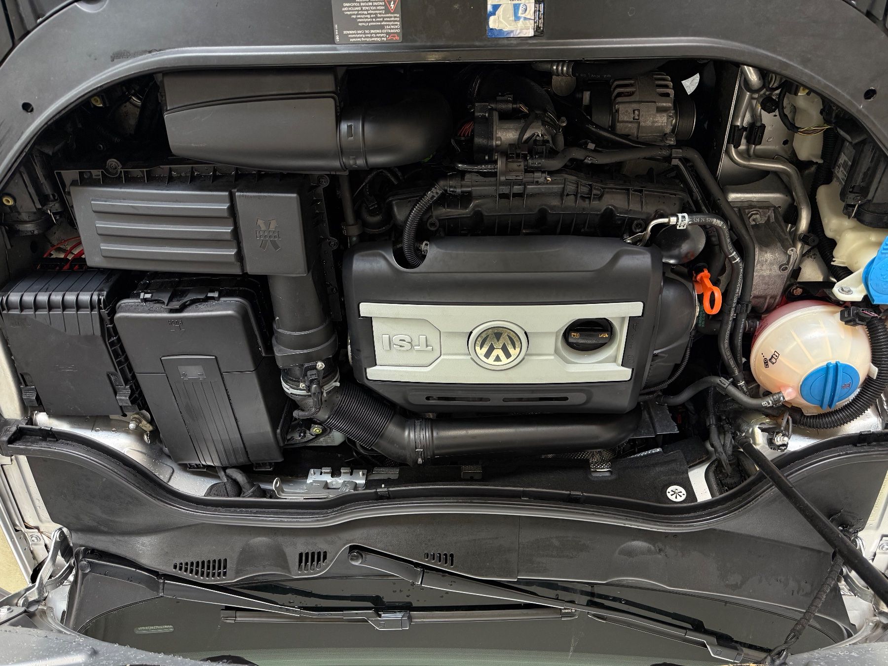 VW Automobili: VW Passat 1.8 – Usato da Tramelan venduto da mus_yy82 8