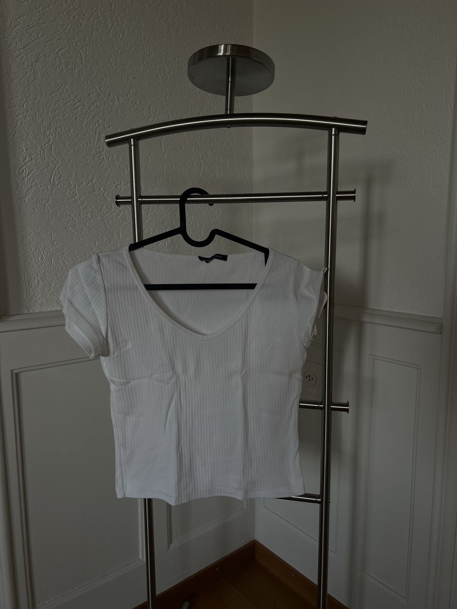 Tops: Damen T-Shirt Set 9  Bundle – D'occasion à Wallisellen par lea_k9fx 2