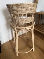 Pflanzenständer Rattan mit Korb natur guter Zustand