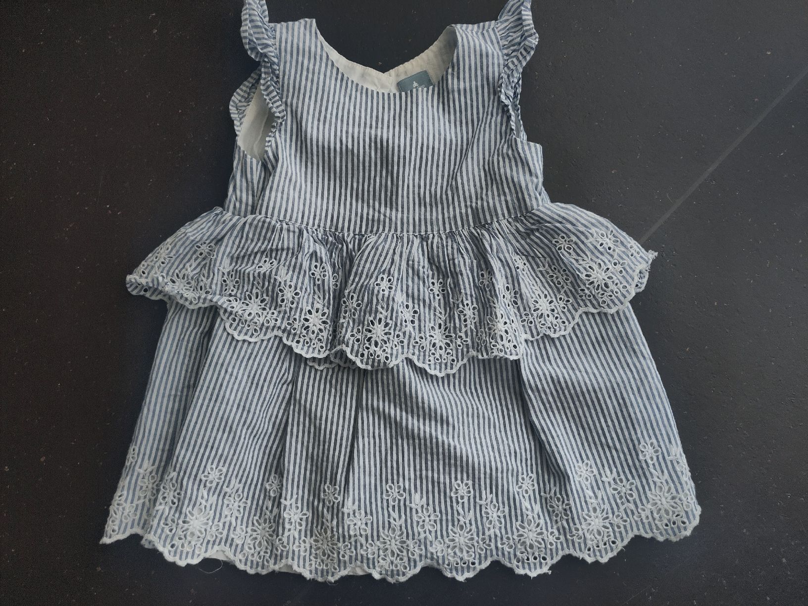Vestiti & Gonne: Kleid BabyGap 12-18m – Usato da Jeuss venduto da Marcoguapo