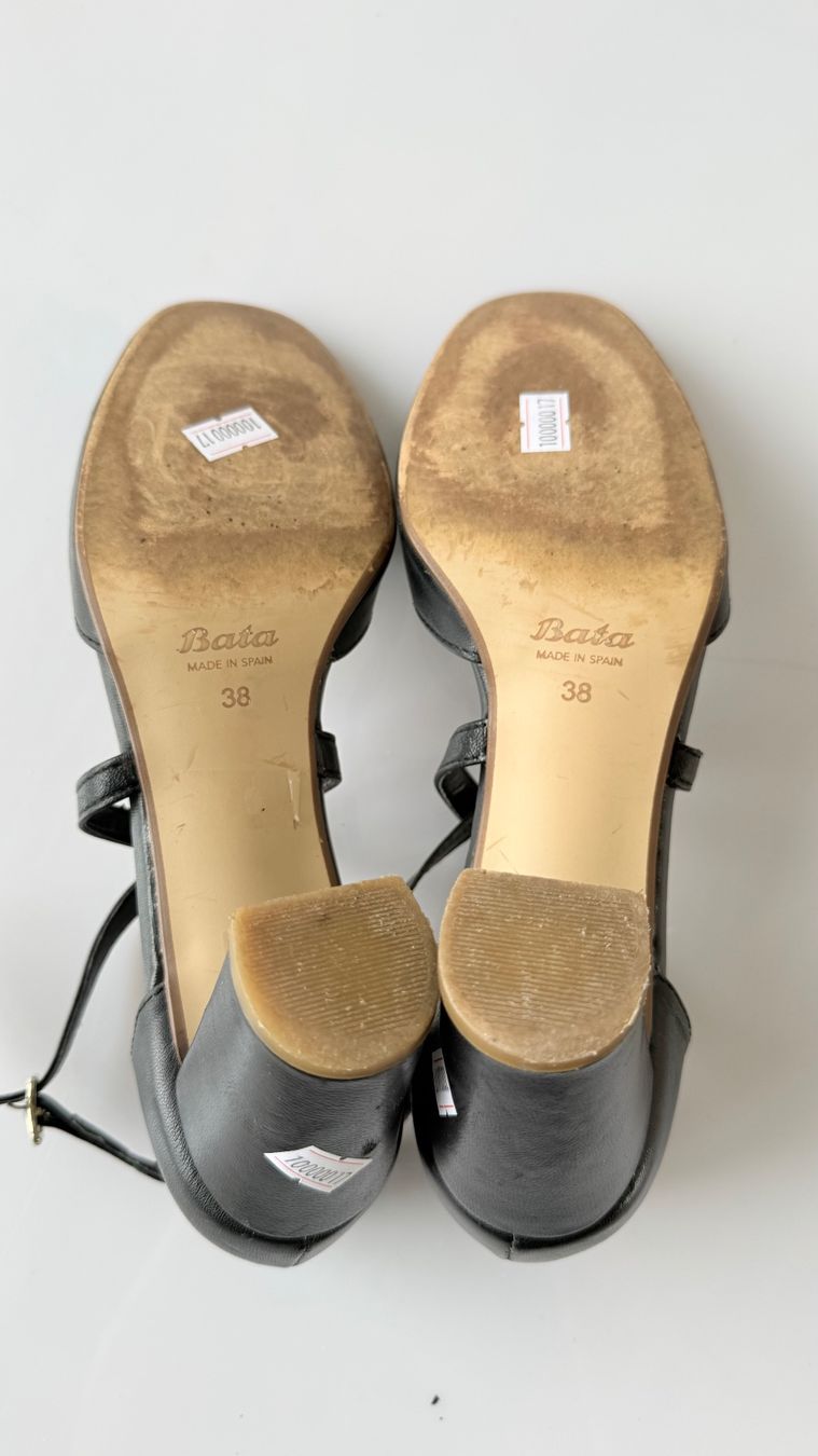 Scarpe da donna: Schuh Bata Gr. 38 – Usato da Jonen venduto da BMWE369 5