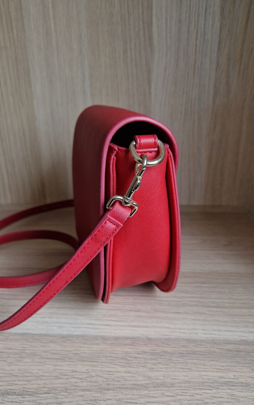 Tommy Hilfiger Taschen für Damen: Tommy Hilfiger Umhängetasche Rot – Gebraucht aus Winterthur von kate_24 6