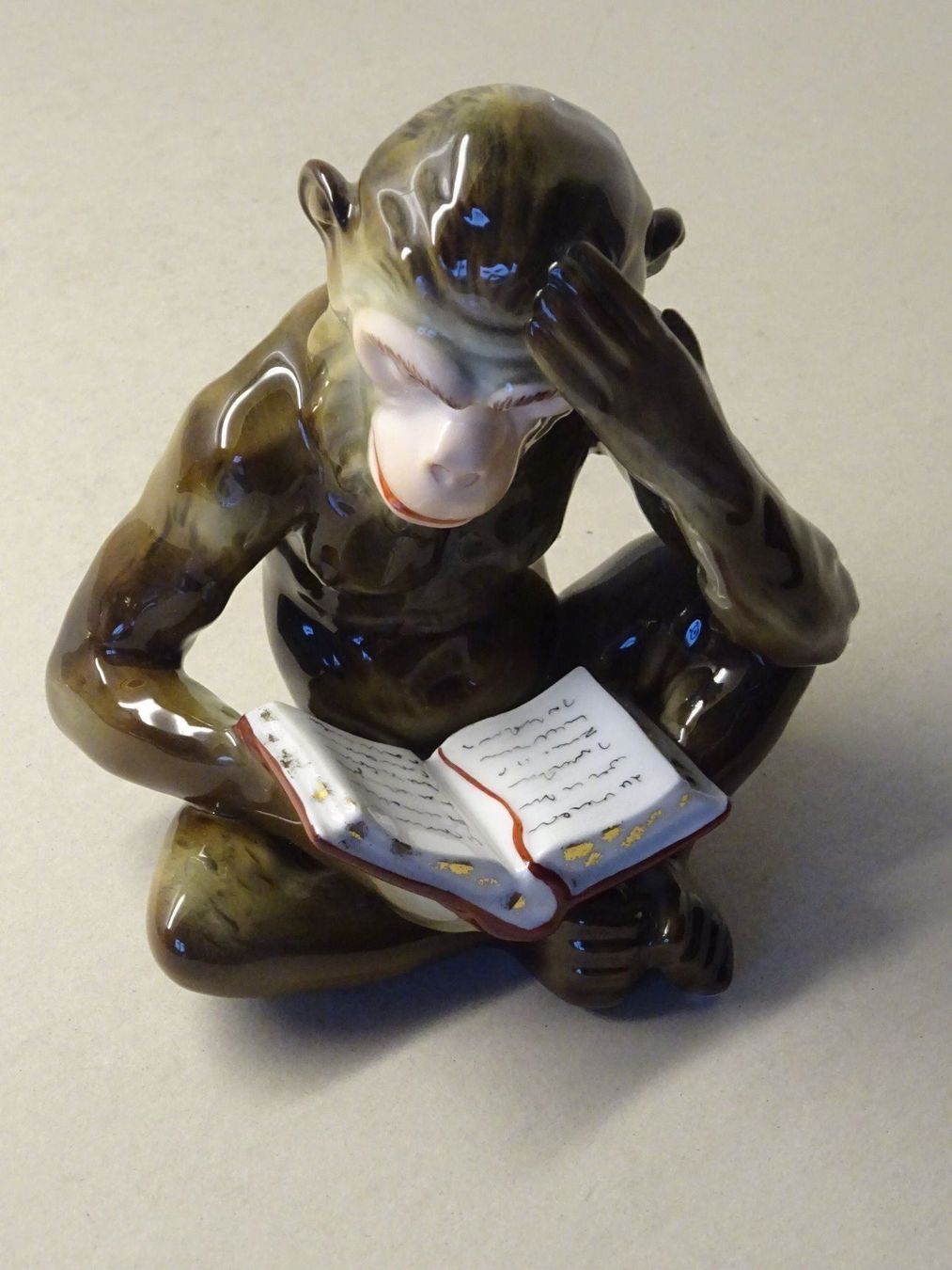 Figurines: Gebildeter Affe / Sitzendorf Thüringen – D'occasion à Esslingen par eintagammeer 1