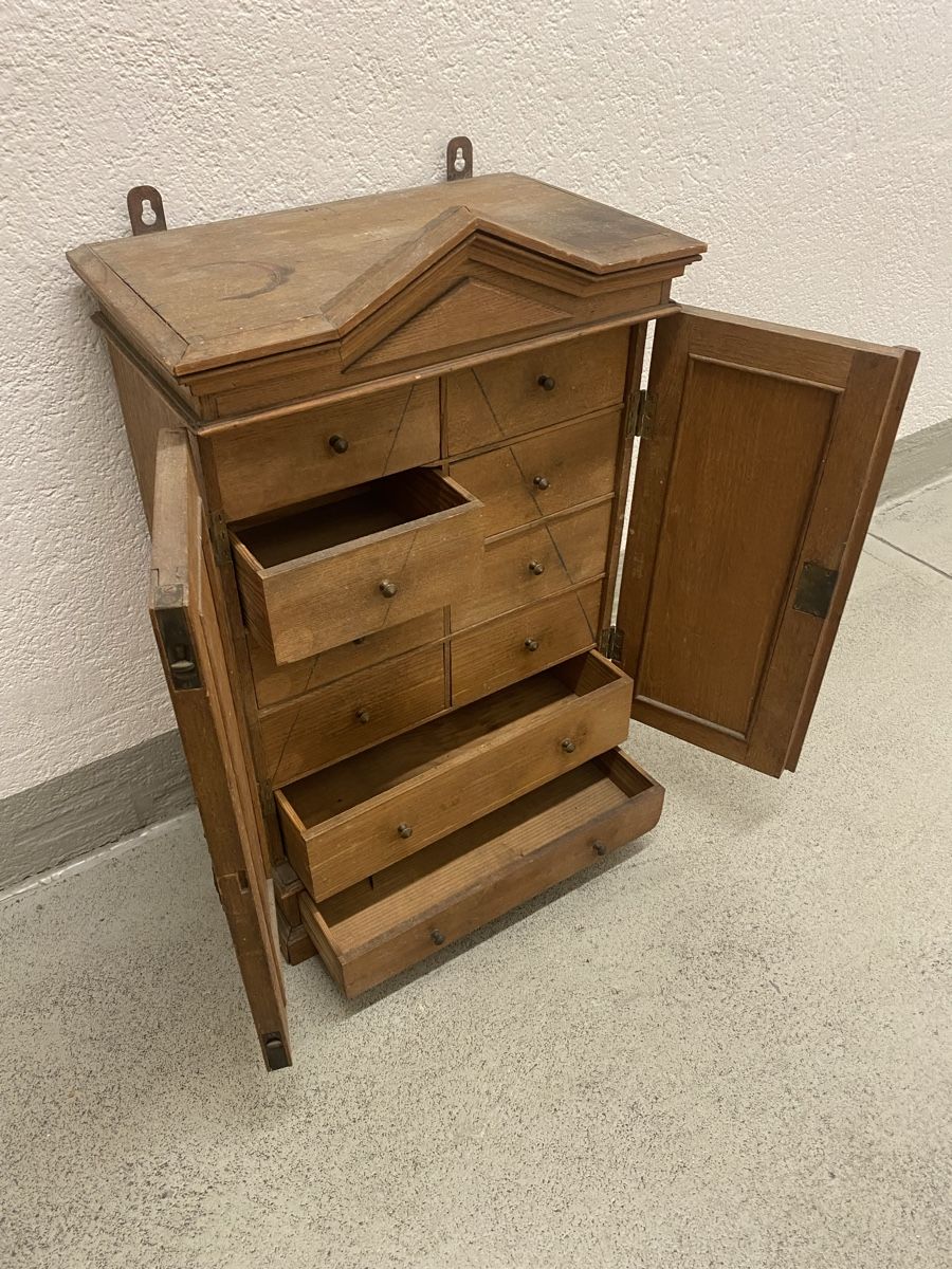 Armoires: Antike Apotheke Schrank  – D'occasion à Männedorf par Adamiat 6