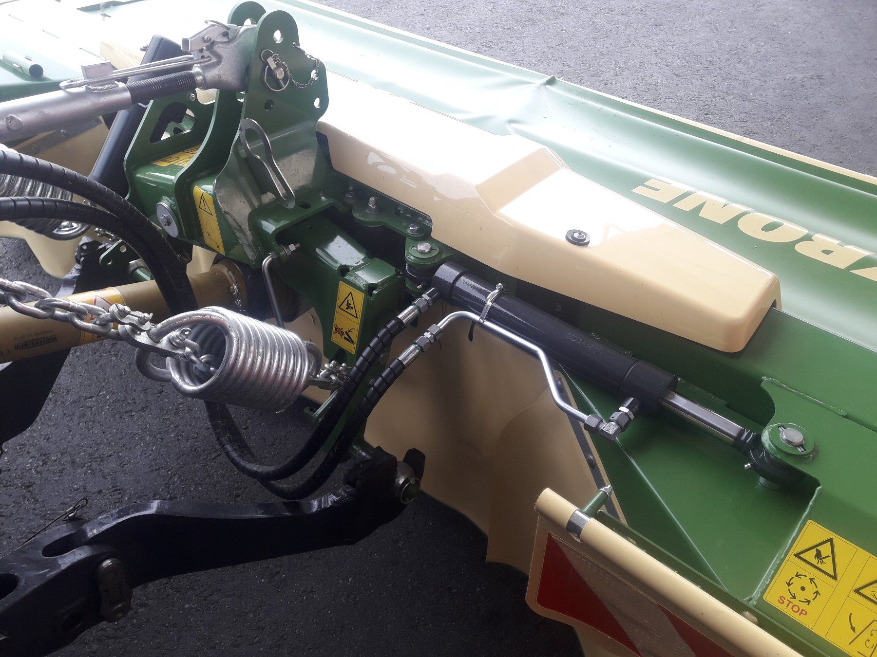 Krone Tutte le macchine: Krone EasyCut F320 Highland – Nuovo (secondo la descrizione) da Roggliswil venduto da Eegon1 1