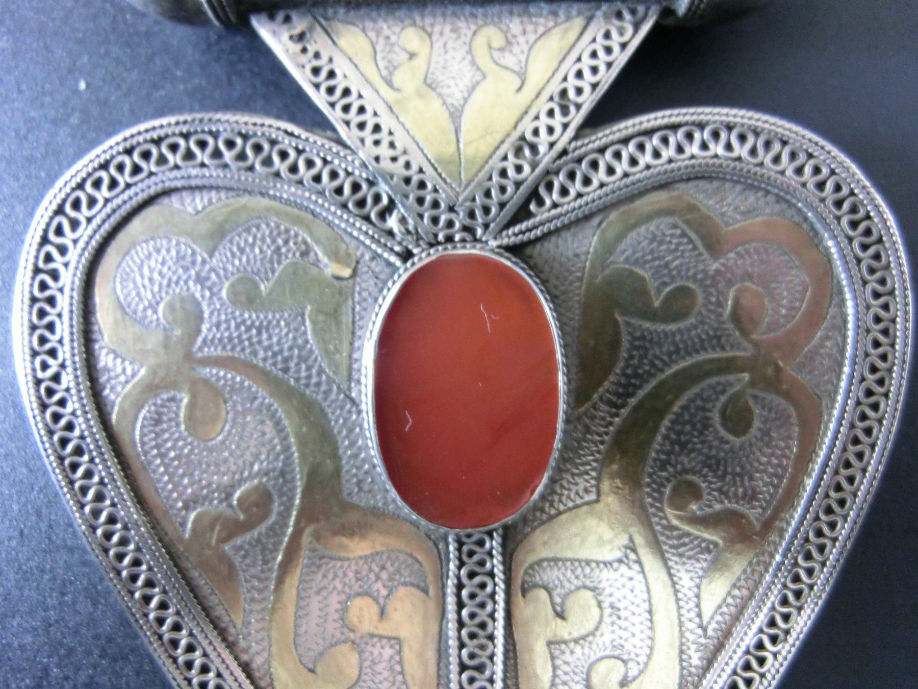 Ciondoli: ANTIKER  BRUSTSCHMUCK  DER  TURKMENEN – Usato da Basel venduto da wyba44 4