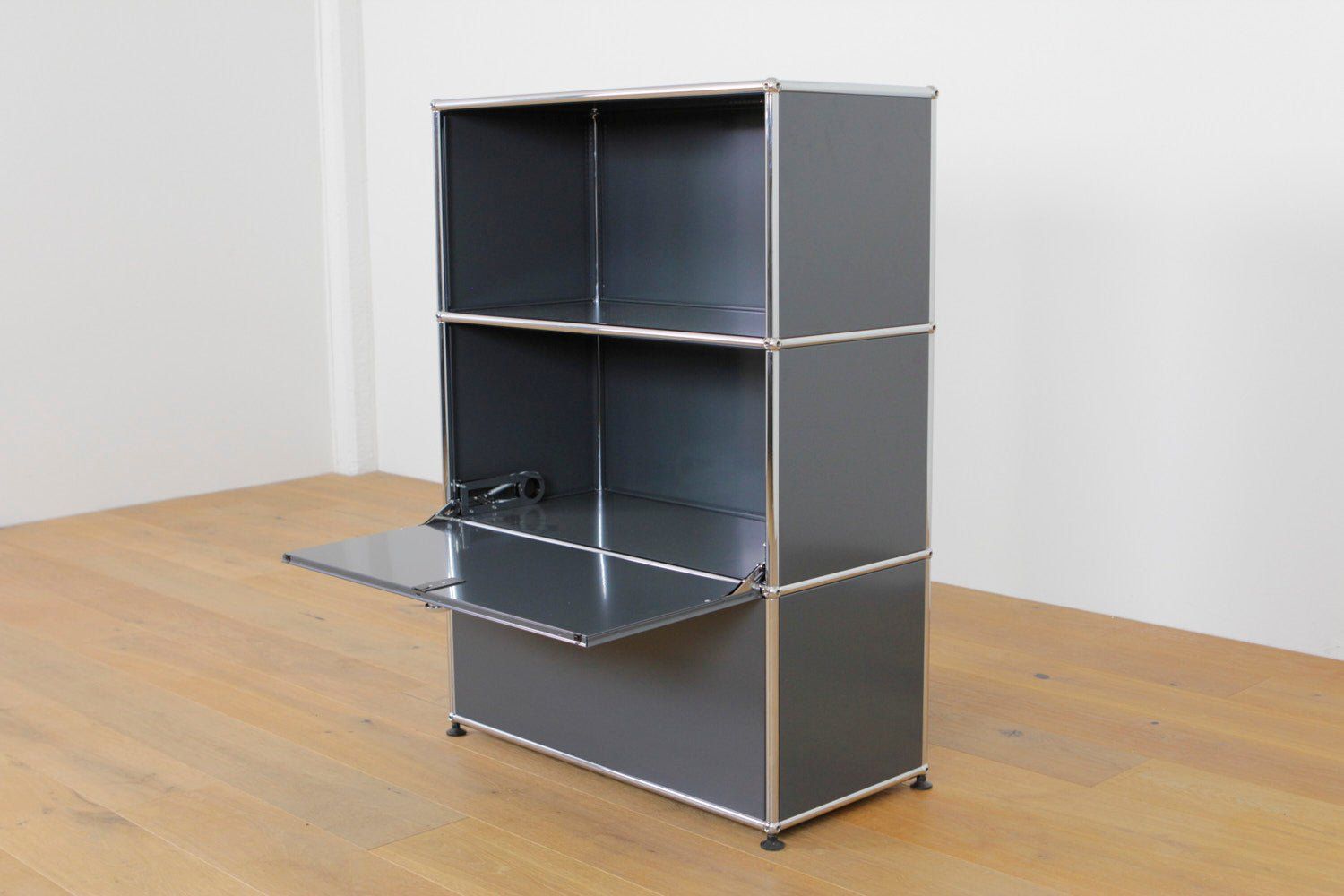 USM Scaffali: USM Haller Sideboard in Anthrazitgrau #1173 – Usato da Affoltern am Albis venduto da ModulaireAG 2