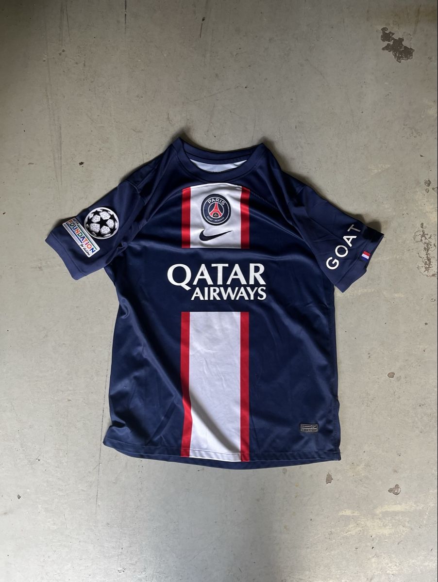 Nike Canottiere & Pantaloni: Psg Trikot #10 Neymar Jr. – Usato da Mönchaltorf venduto da Rofi7