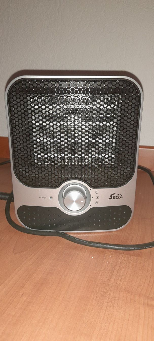 Solis Radiatori: Solis Mini Cube Heizlüfter, Typ 686 – Usato da Rüti ZH venduto da Mei996 2