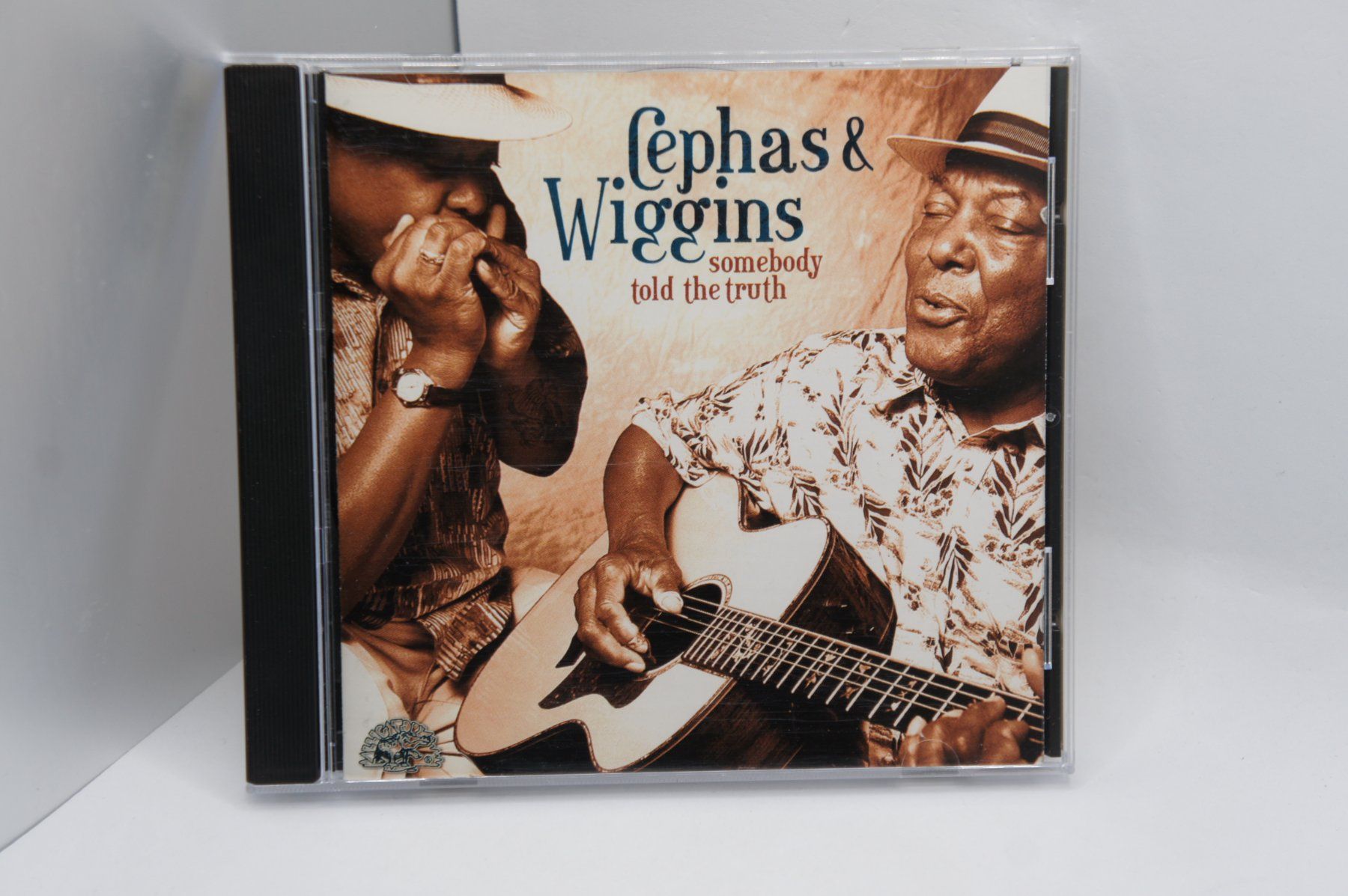 CD: CD : Cephas & Wiggins – Somebody Told The Truth – Usato da Ernetschwil venduto da luisvonerni