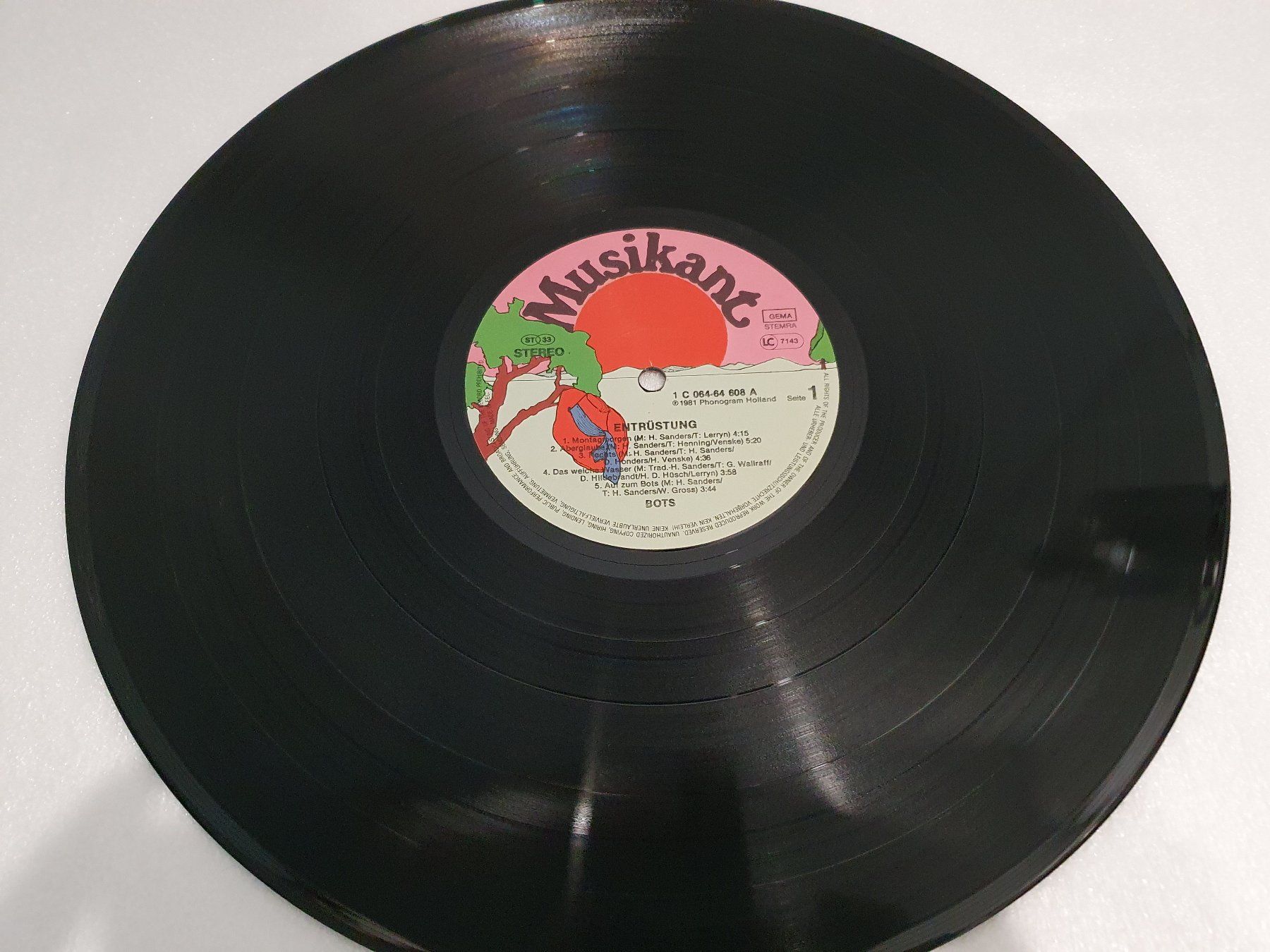 Dischi in vinile: Bots – Entrüstung – Usato da Uster venduto da Vinyl-Leidenschaft 2