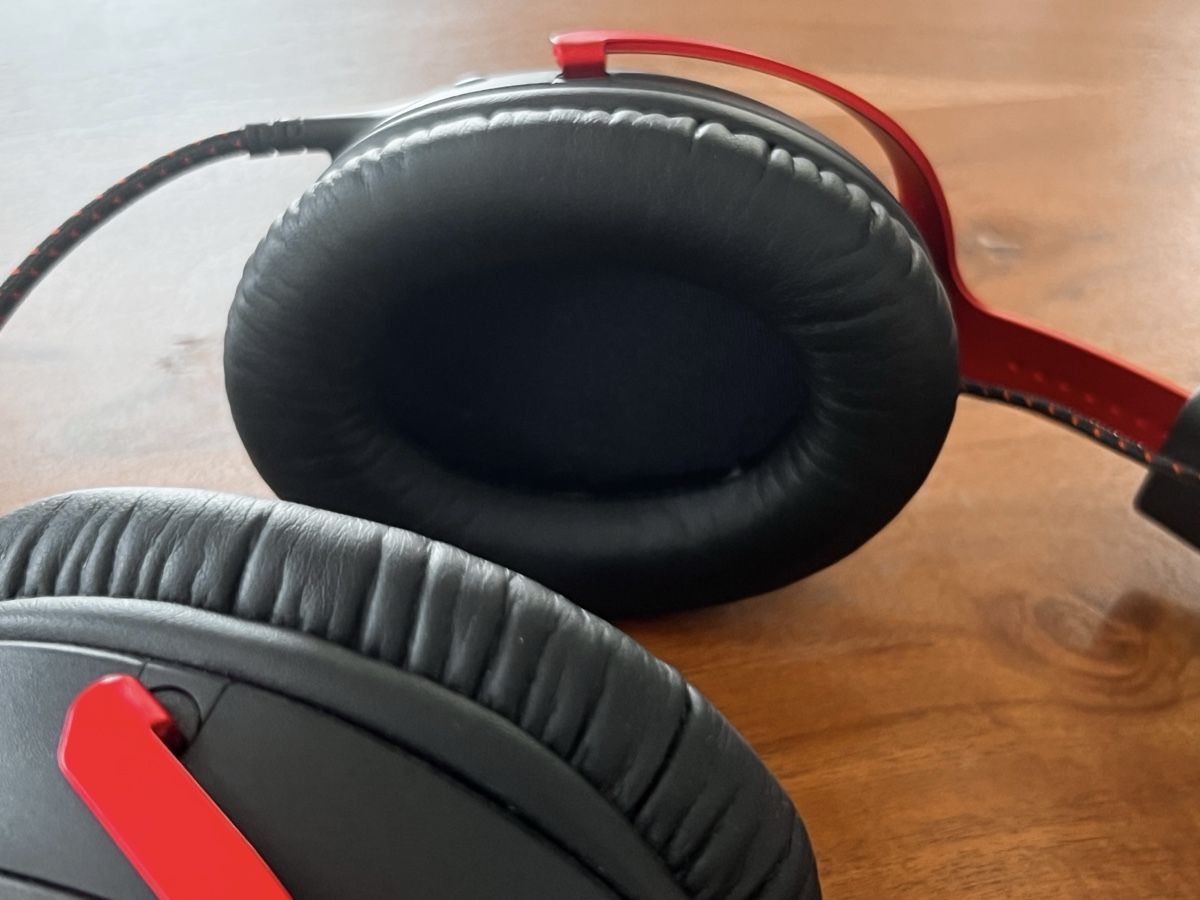 Hyperx Cuffie: HyperX Cloud III Schwarz/Rot Gaming-Kopfhörer, ohne Mikrofon – Usato da Gossau SG venduto da Alex_Tech 6