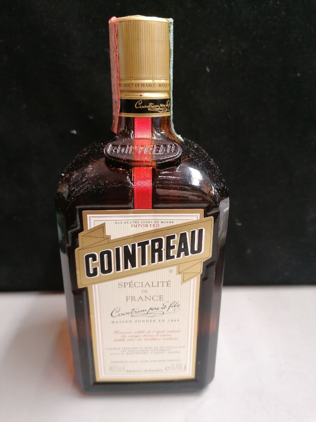 Bevande alcoliche: Cointreau Spécialité France, scellé 70cl. – Nuovo (secondo la descrizione) da Genève venduto da Leboucheoreilles 1