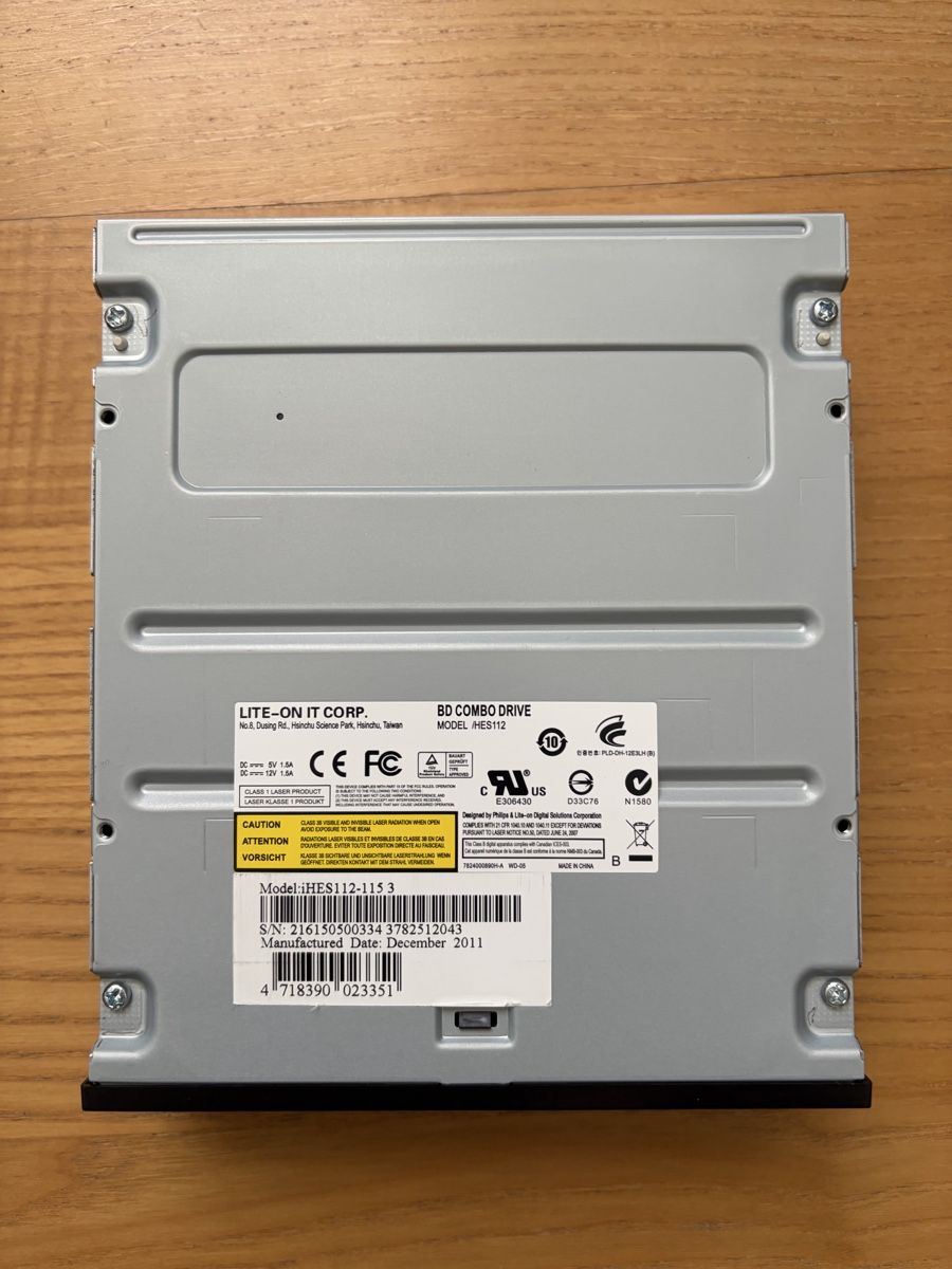 PCs: Blue ray Laufwerk  – D'occasion à Münchenbuchsee par Giron 3