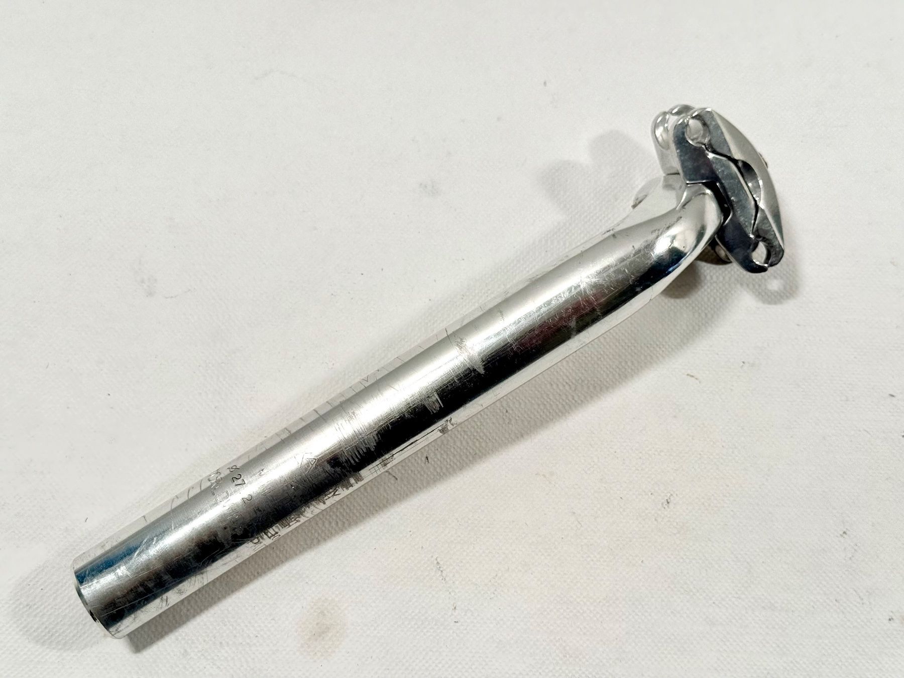 Pezzi di ricambio: Kalloy Sattelstütze Silver 27.2 mm 2602 – Usato da Luzern venduto da bikeandbeltcom 1