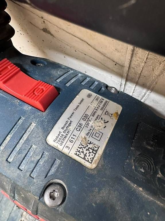 Busch Alle Maschinen: Bosch Professional GSH 11 VC (SDS-Max) – Gebraucht aus Monthey von Susii_M 3