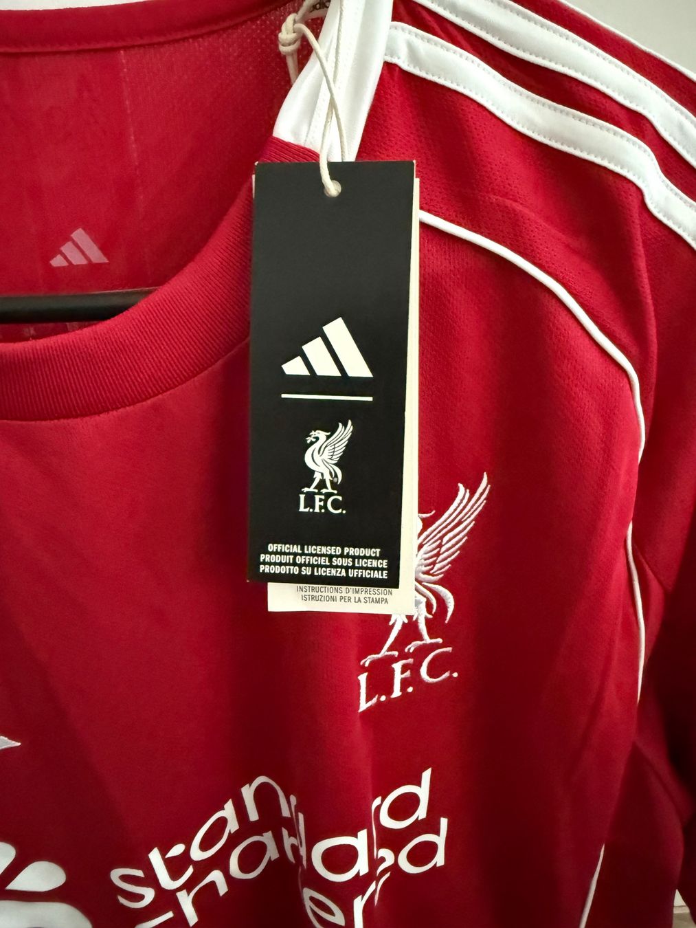 Liverpool Fc Leibchen & Hosen: FC Liverpool Trikot – Gebraucht aus Aarwangen von ste_9b6h 1
