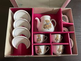 Porcelaine fine dînette Roehler complète