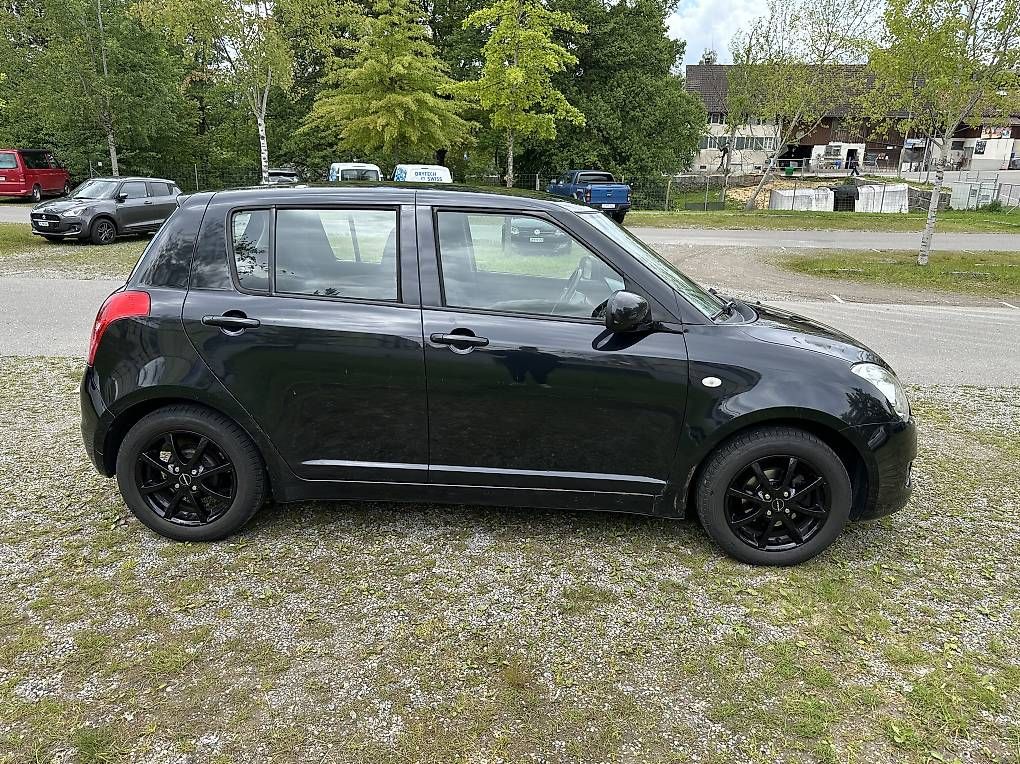 Suzuki Automobili: Suzuki Swift ab MFK – Usato da Gossau ZH venduto da Evynephryn 2